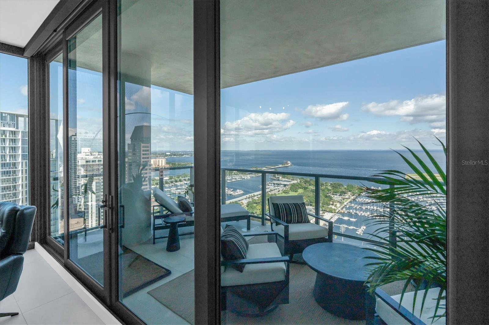 301 1ST St #3003 ST PETERSBURG, FL 33701