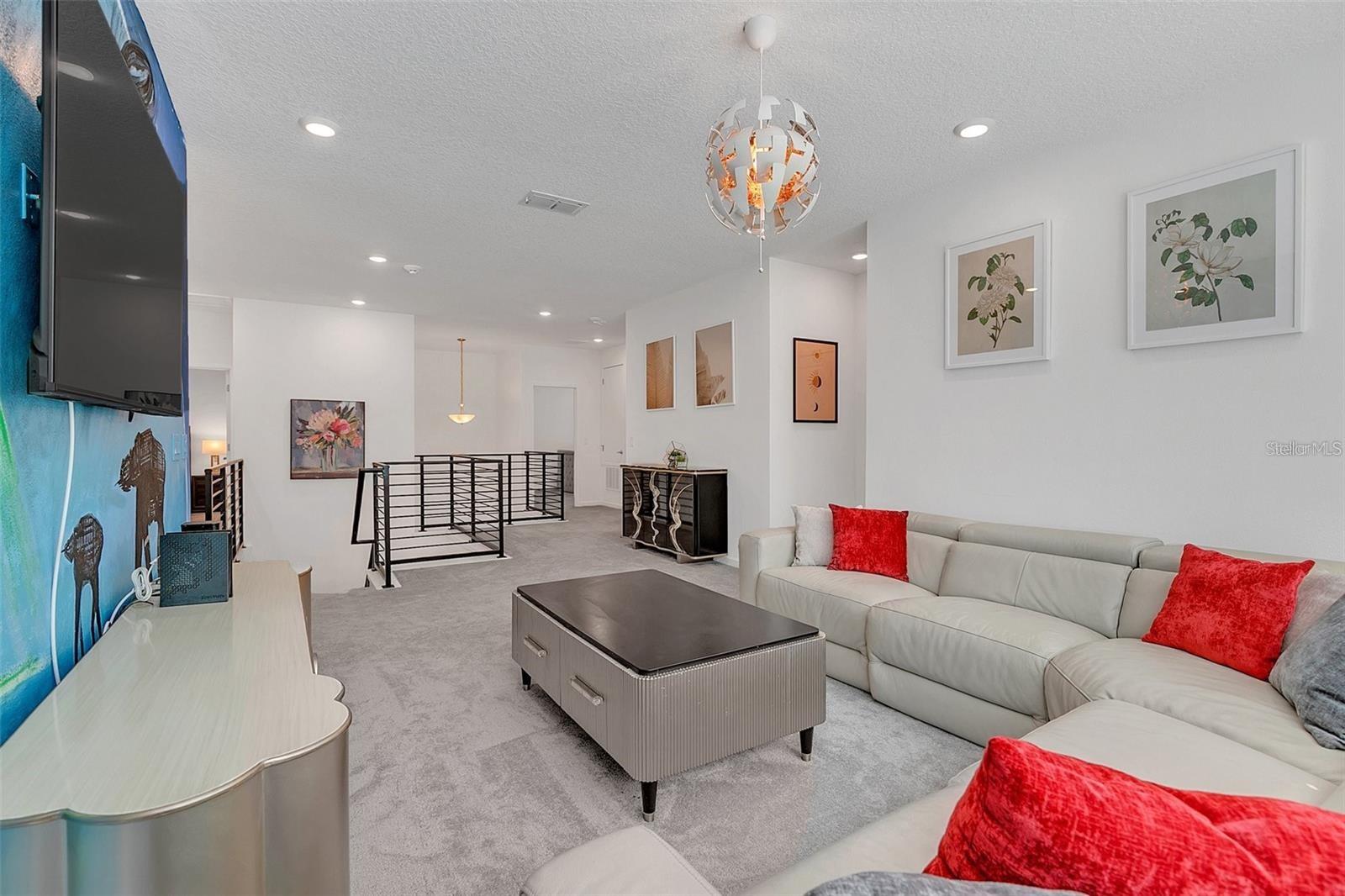 2547 SHANTI Dr KISSIMMEE, FL 34746