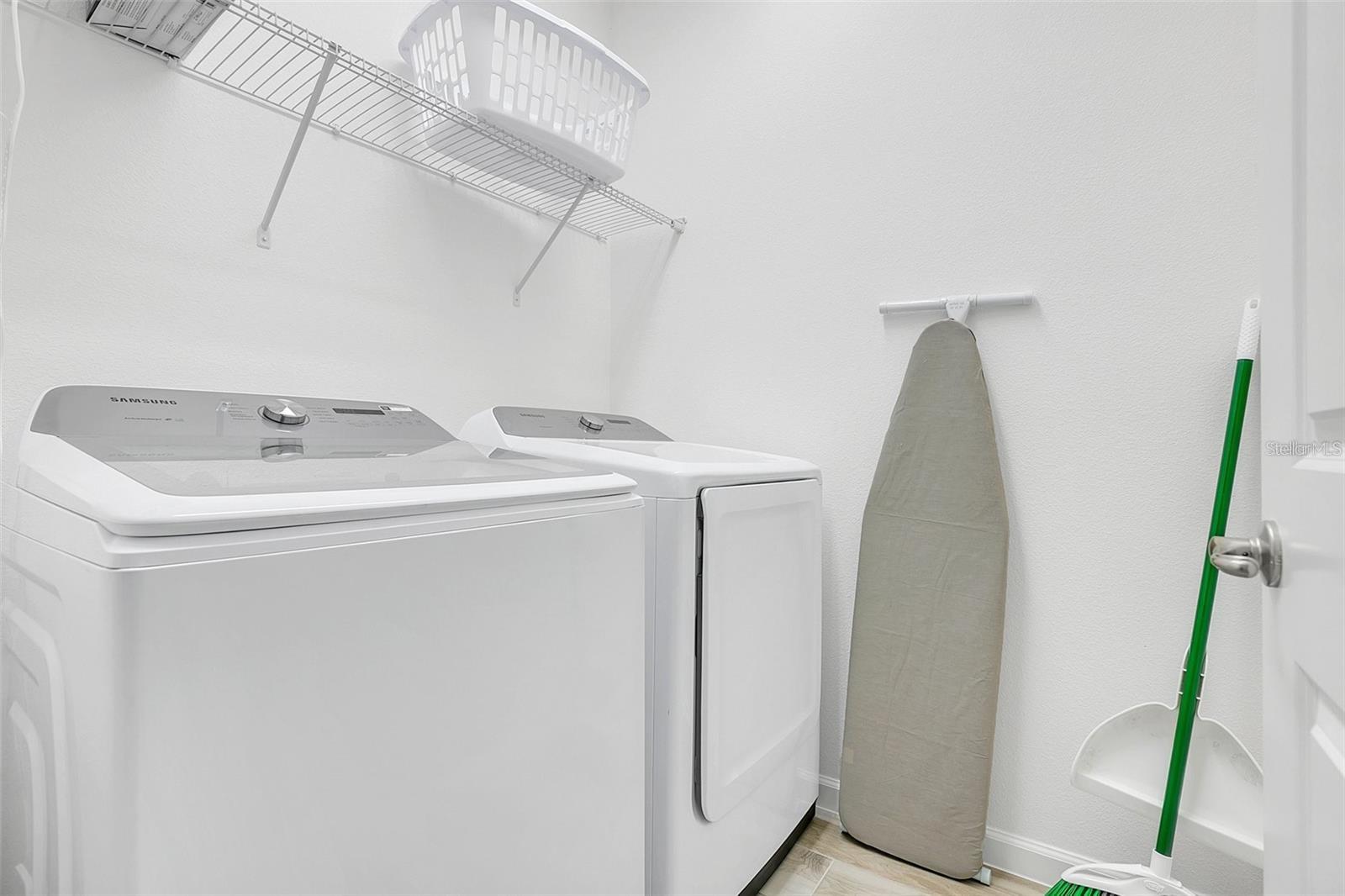 2547 SHANTI Dr KISSIMMEE, FL 34746