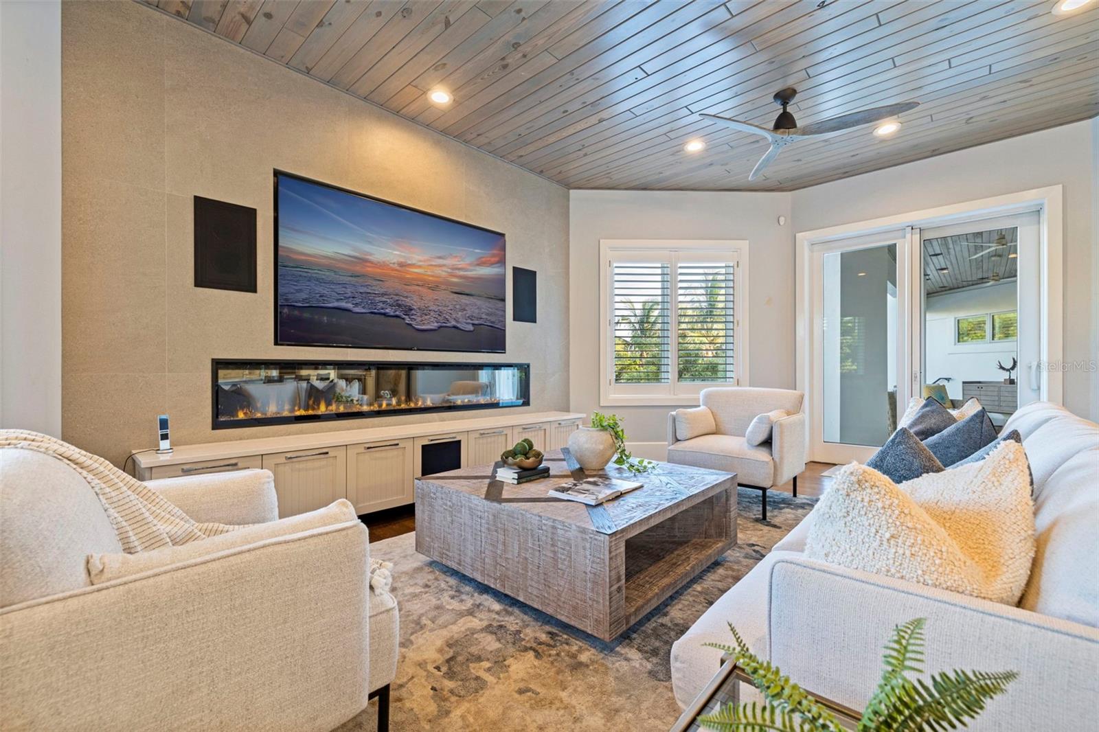 6152 52ND St ST PETERSBURG, FL 33715