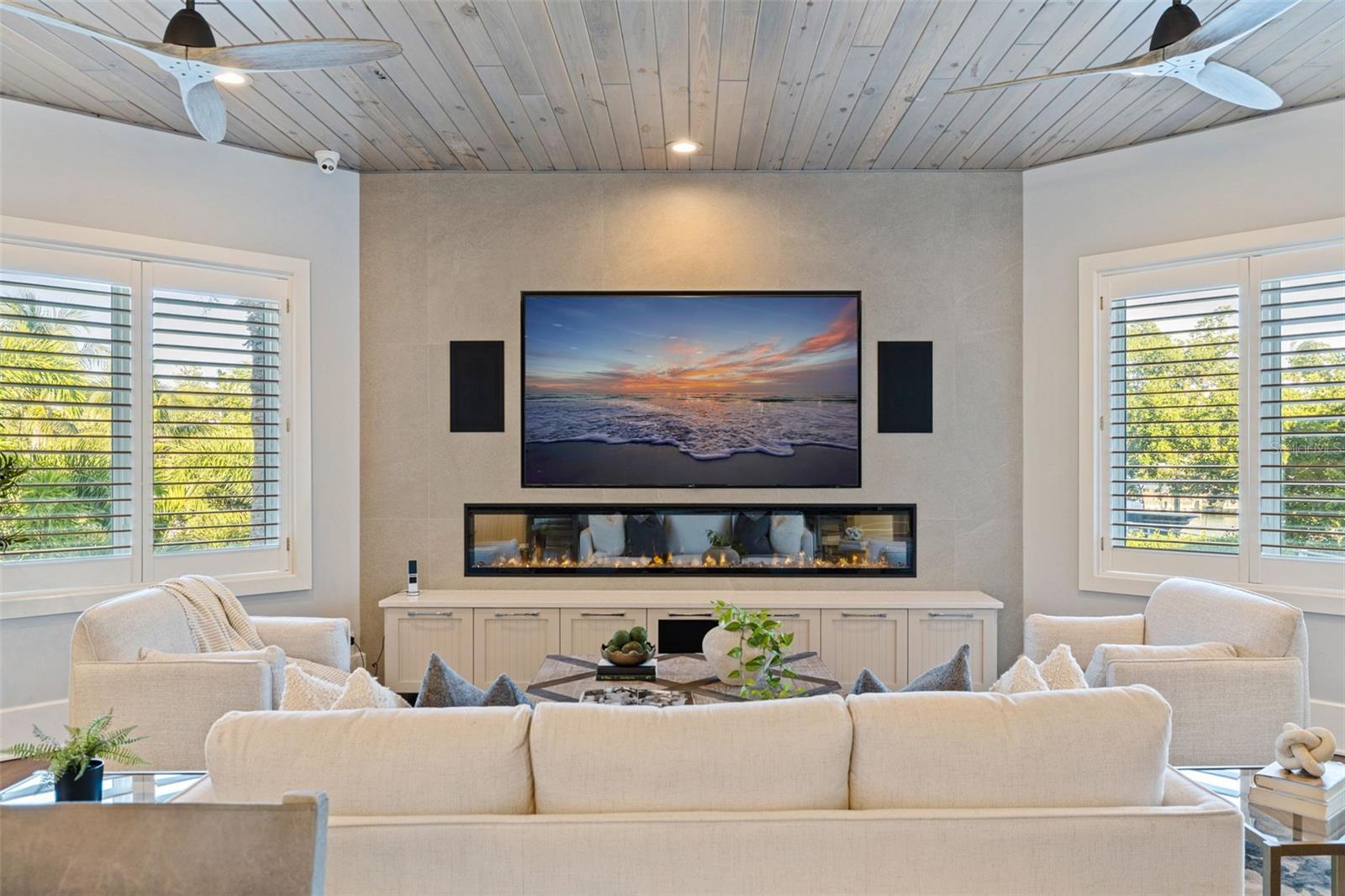 6152 52ND St ST PETERSBURG, FL 33715