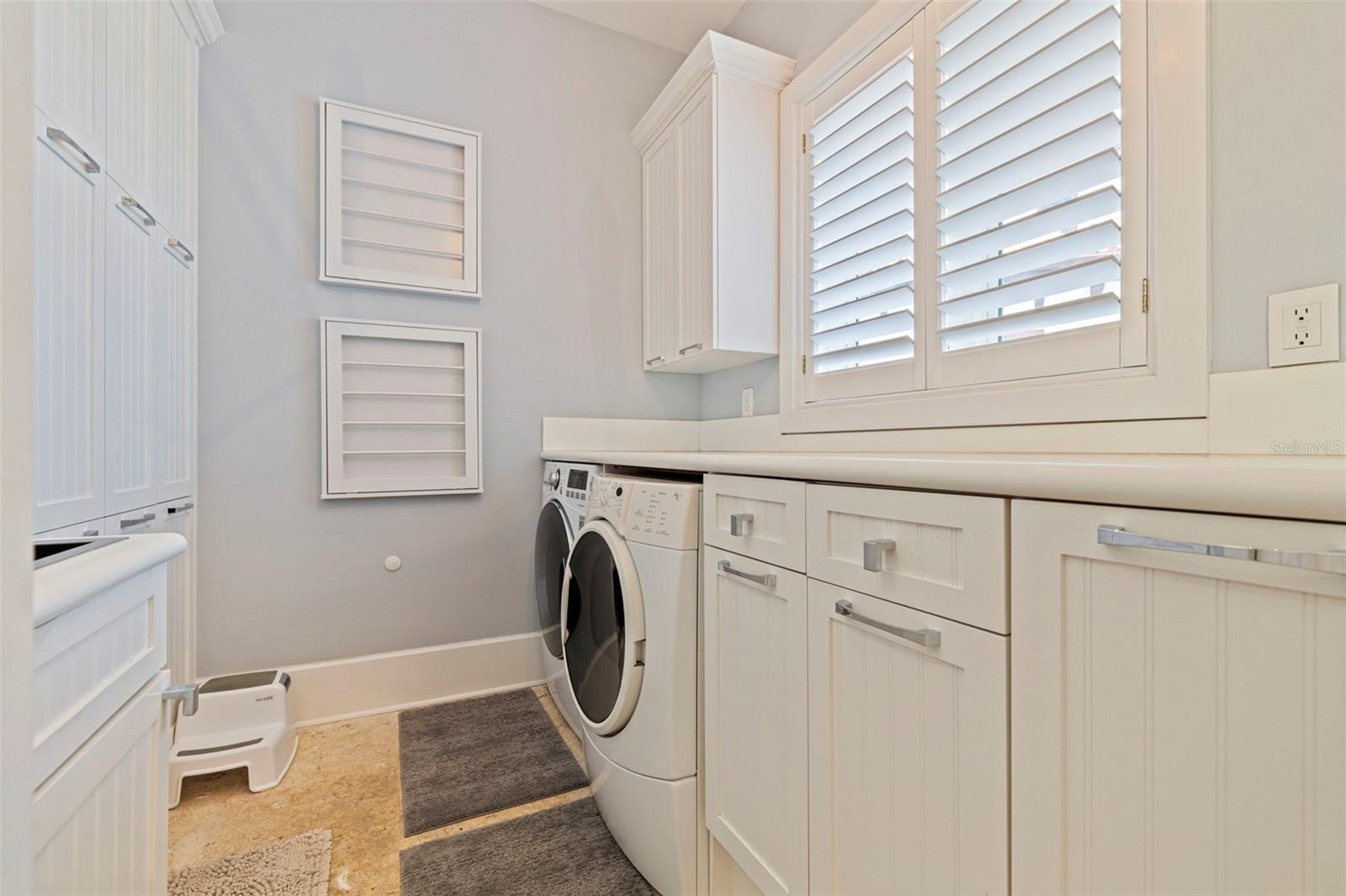 6152 52ND St ST PETERSBURG, FL 33715