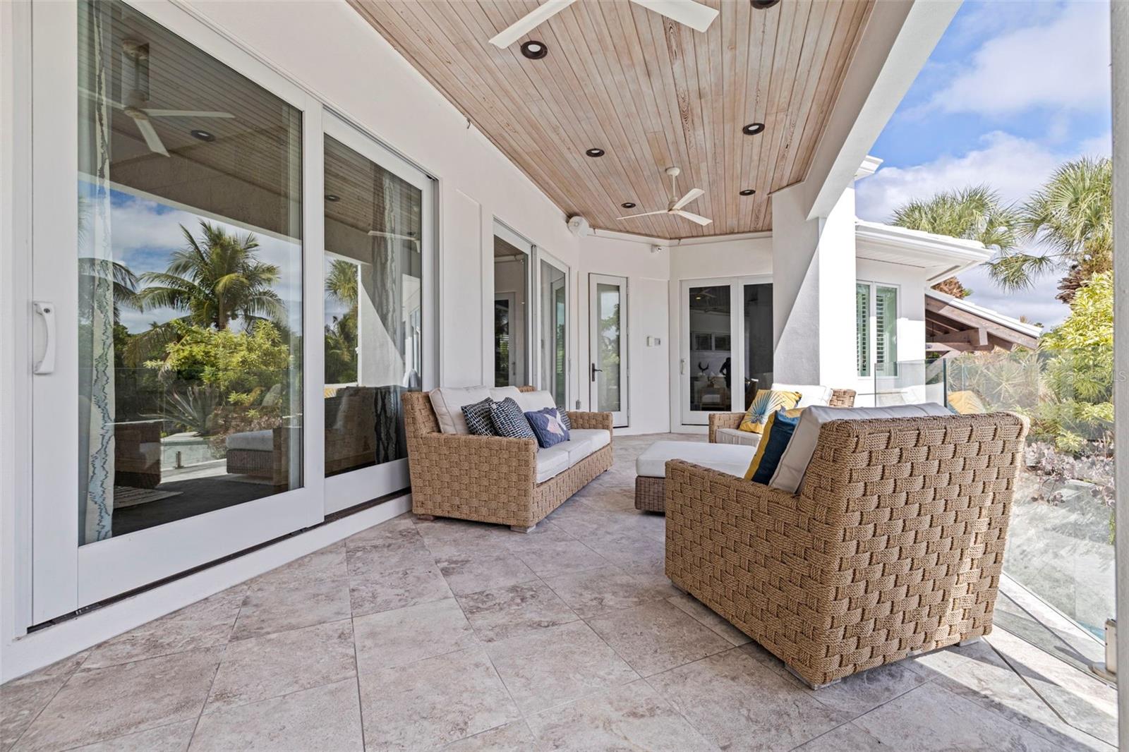 6152 52ND St ST PETERSBURG, FL 33715