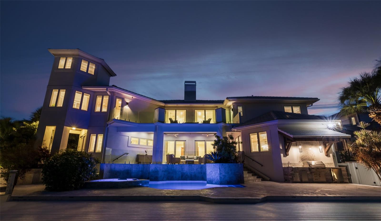 6152 52ND St ST PETERSBURG, FL 33715