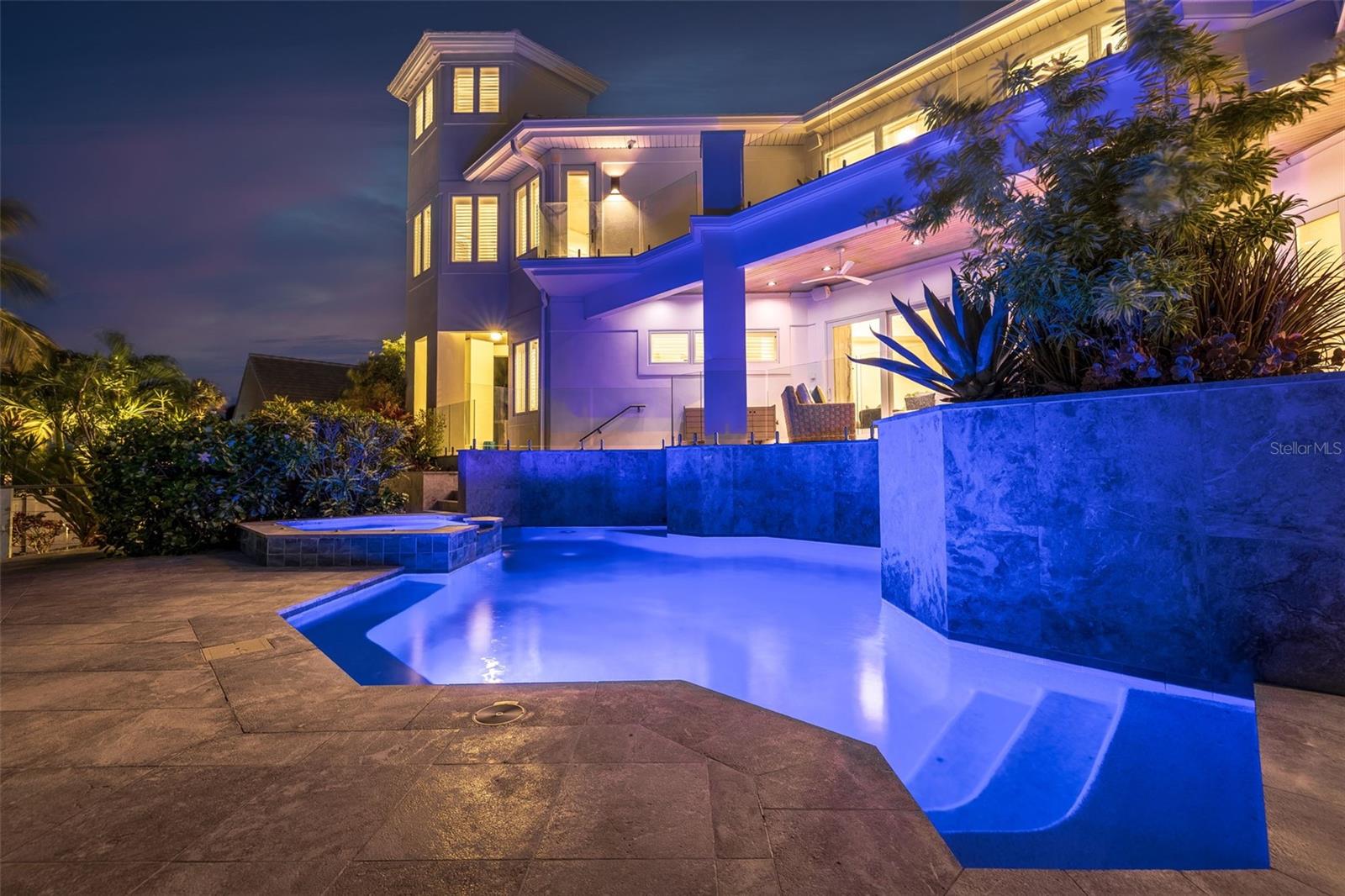 6152 52ND St ST PETERSBURG, FL 33715