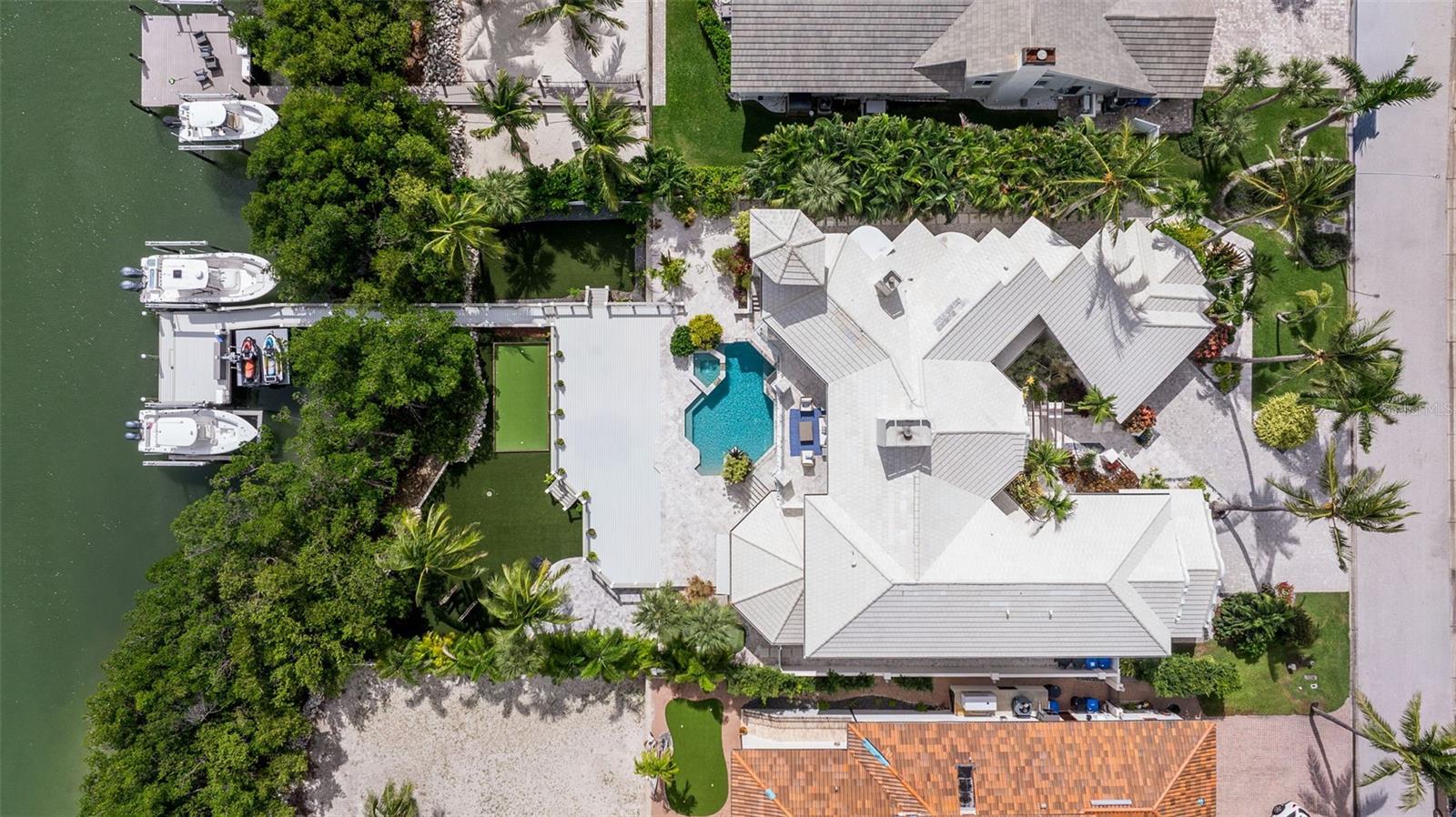 6152 52ND St ST PETERSBURG, FL 33715