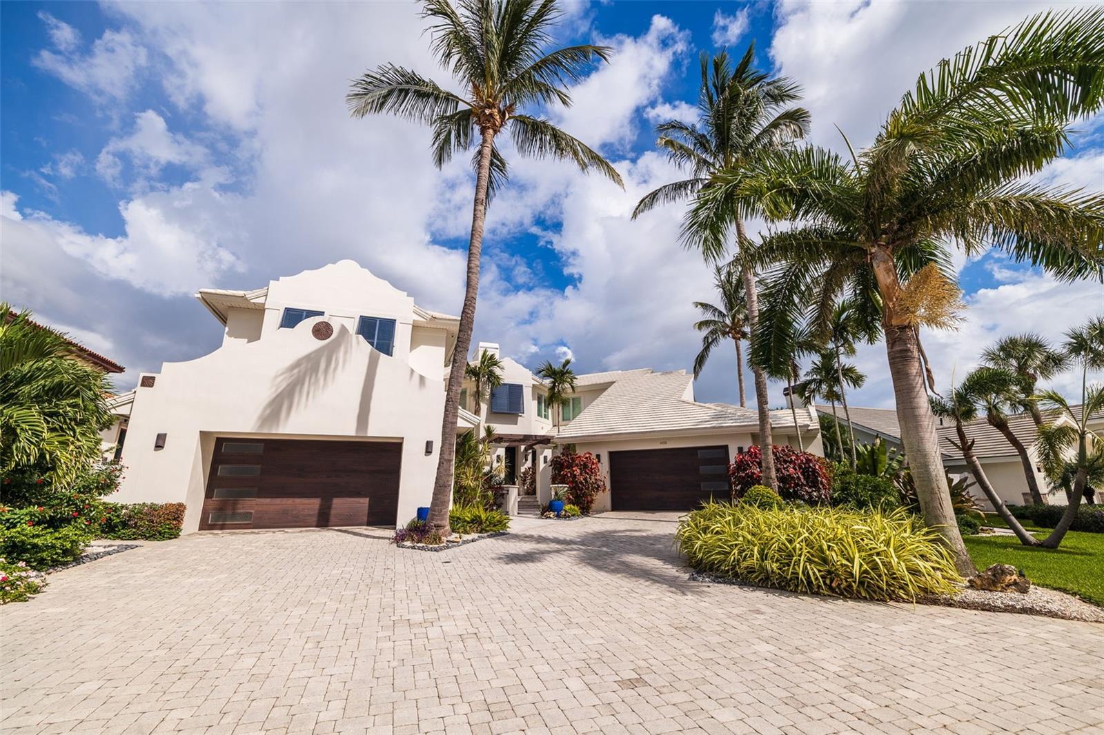 6152 52ND St ST PETERSBURG, FL 33715