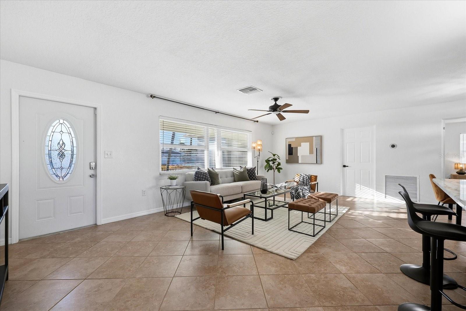 2461 61ST Ln ST PETERSBURG, FL 33710