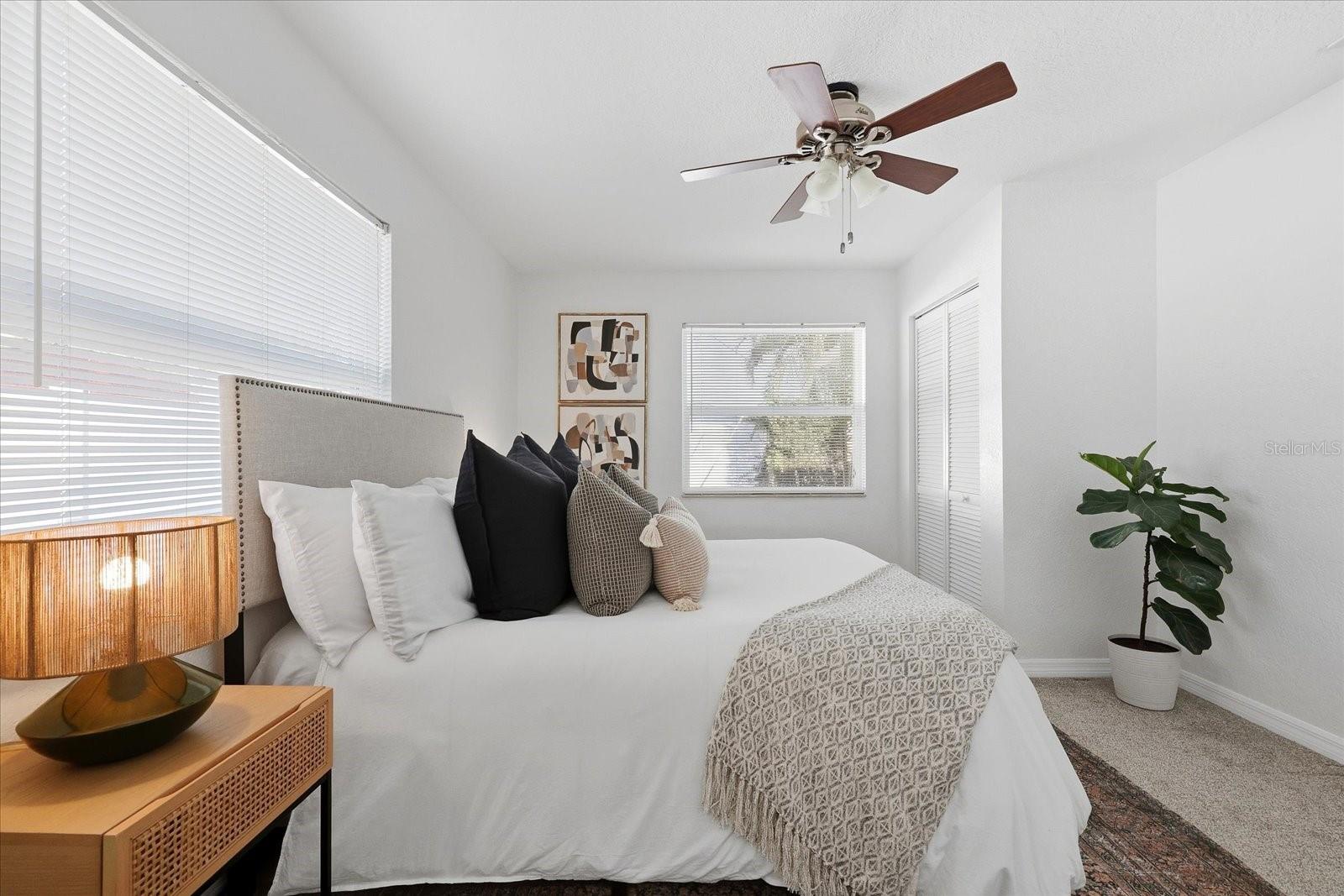 2461 61ST Ln ST PETERSBURG, FL 33710