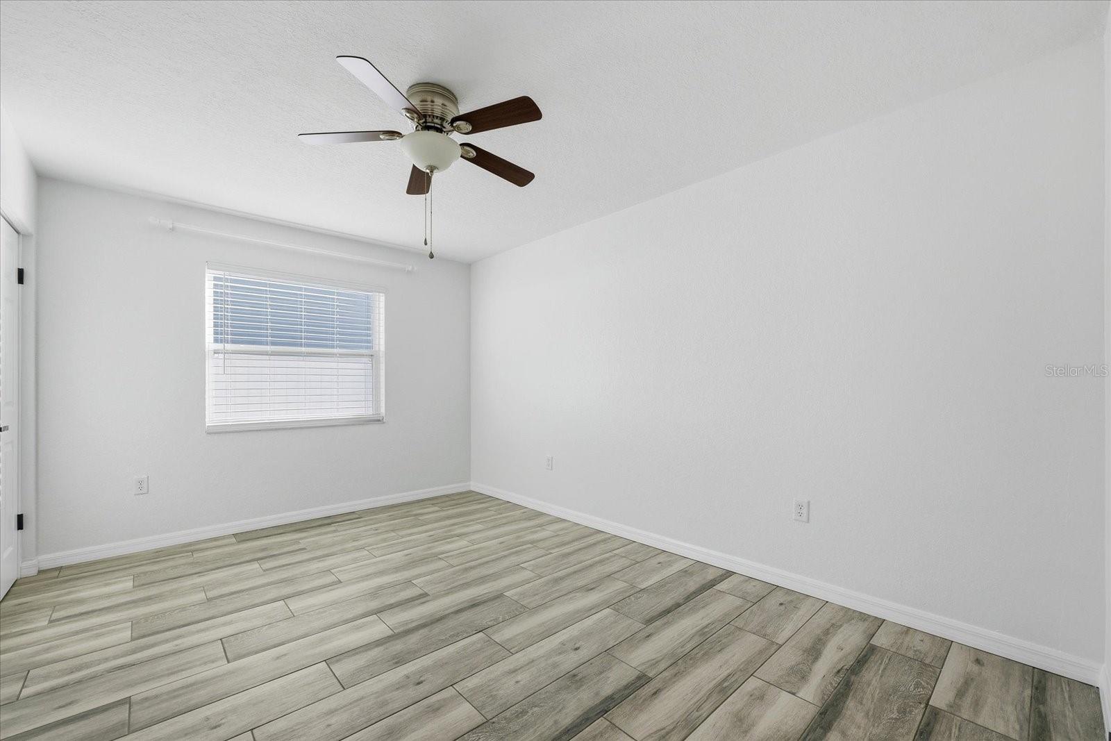 2461 61ST Ln ST PETERSBURG, FL 33710