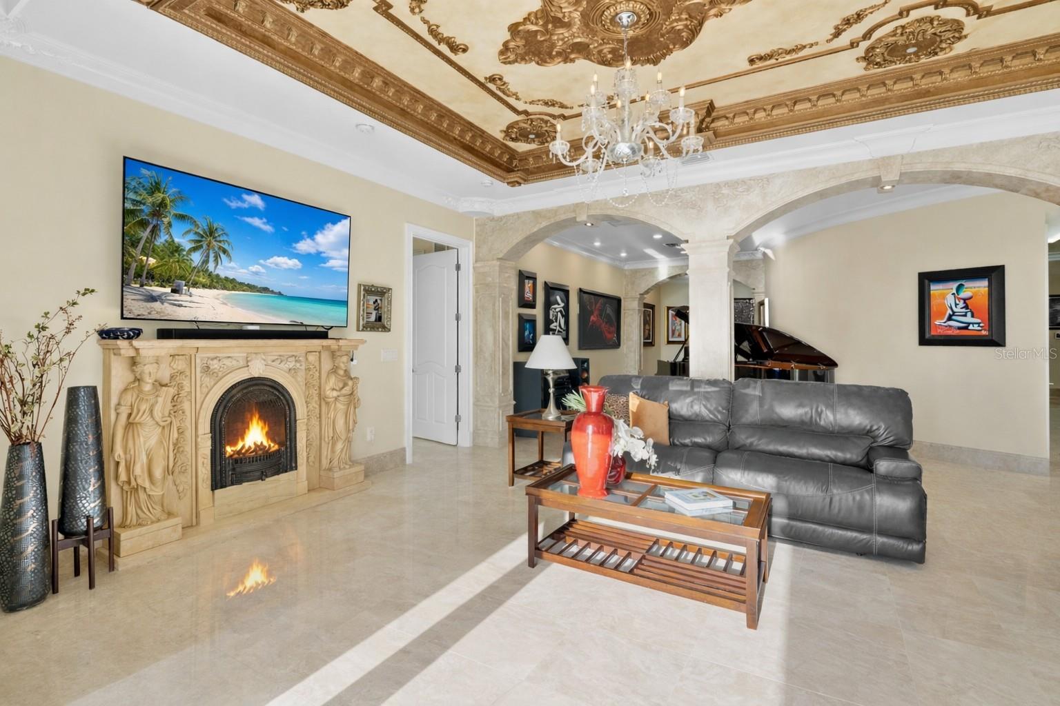 2000 Park St ST PETERSBURG, FL 33710