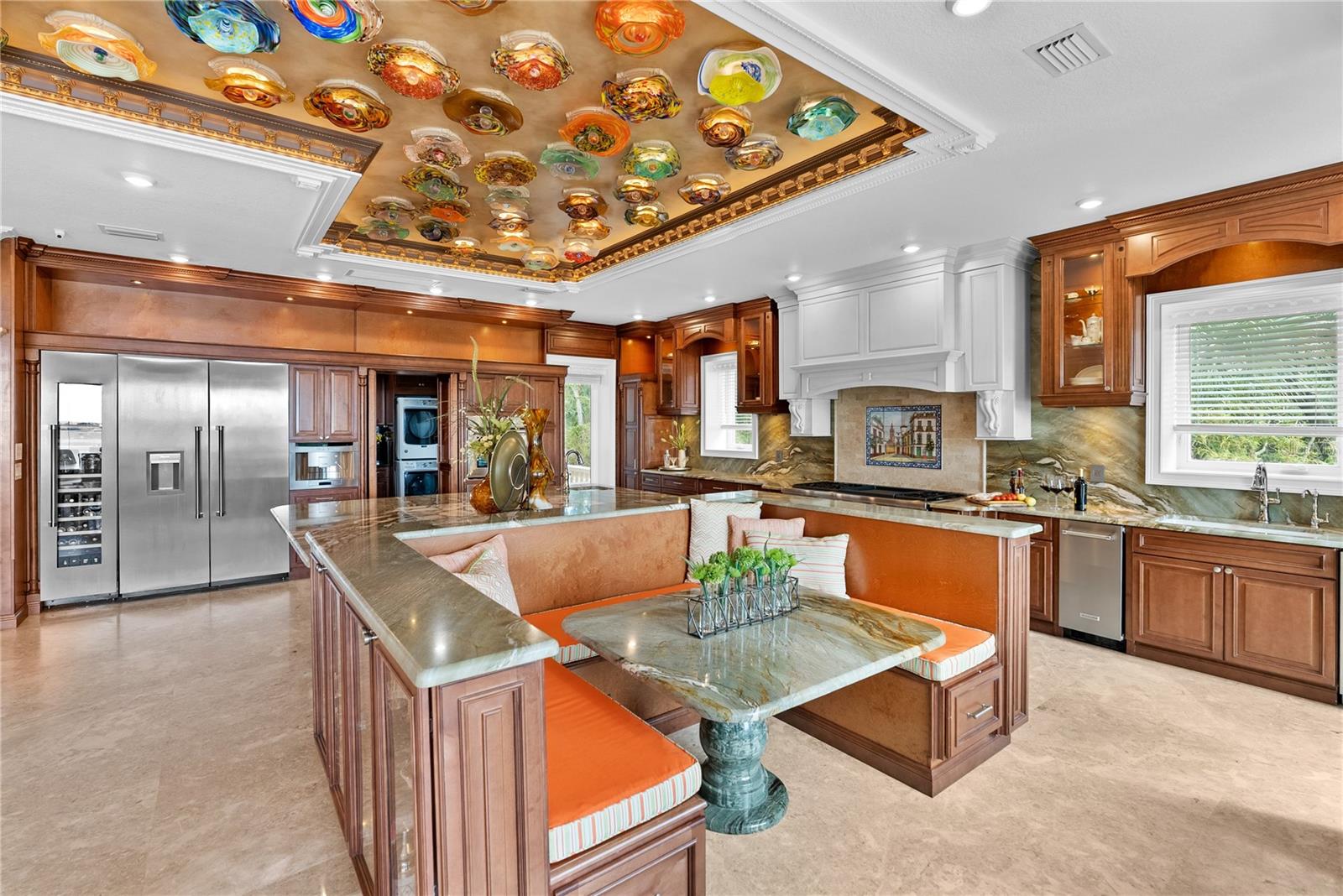 2000 Park St ST PETERSBURG, FL 33710