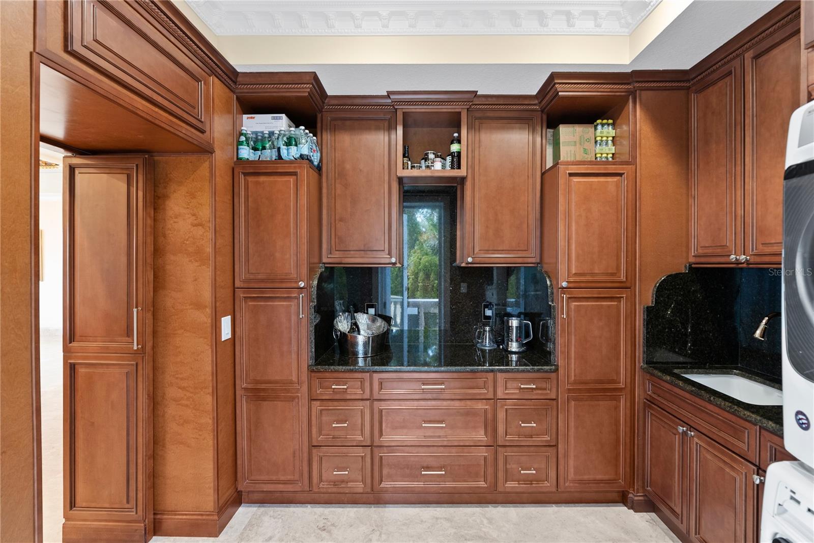 2000 Park St ST PETERSBURG, FL 33710