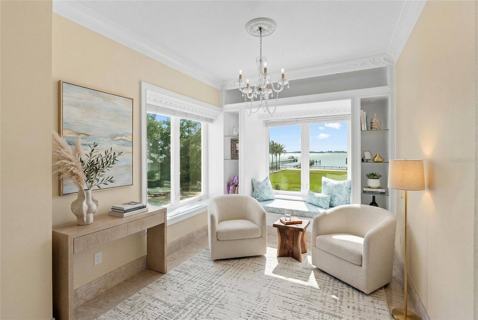 2000 Park St ST PETERSBURG, FL 33710