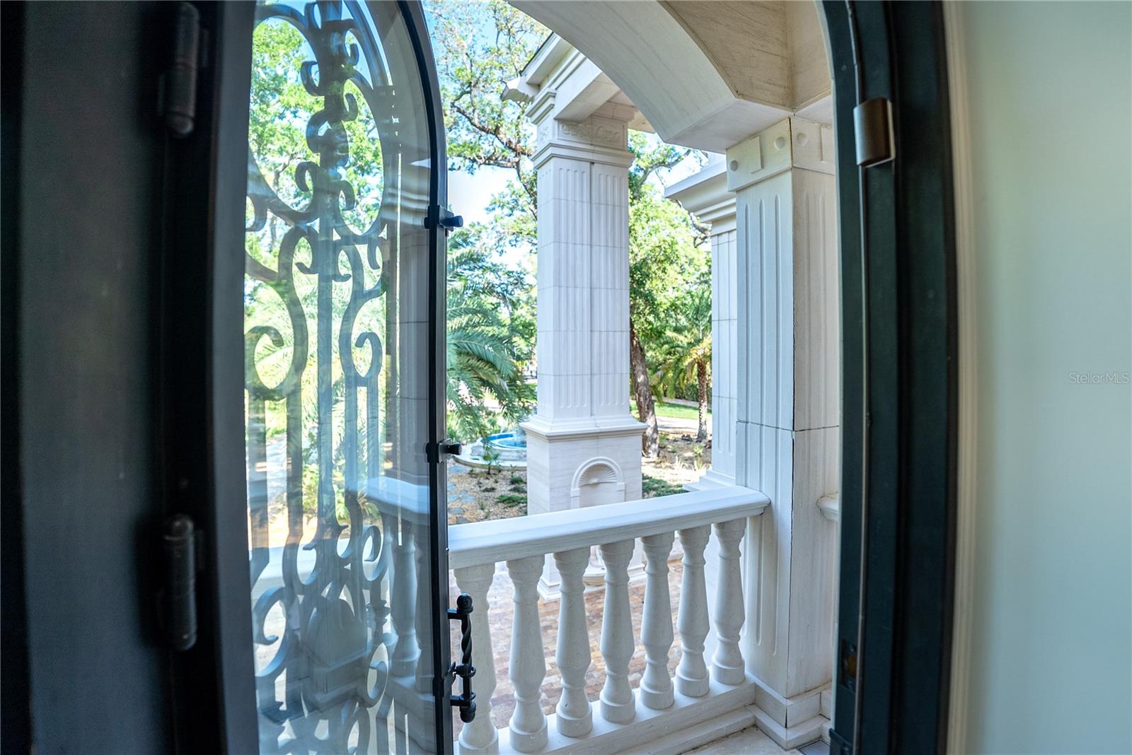 2000 Park St ST PETERSBURG, FL 33710