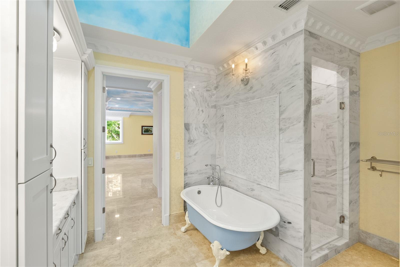 2000 Park St ST PETERSBURG, FL 33710