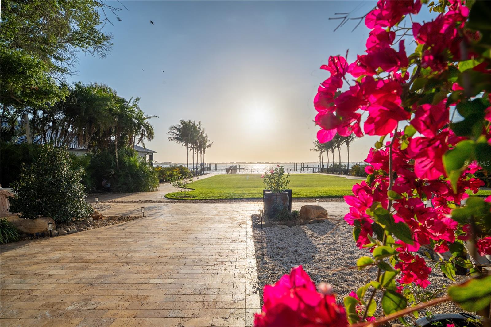 2000 Park St ST PETERSBURG, FL 33710