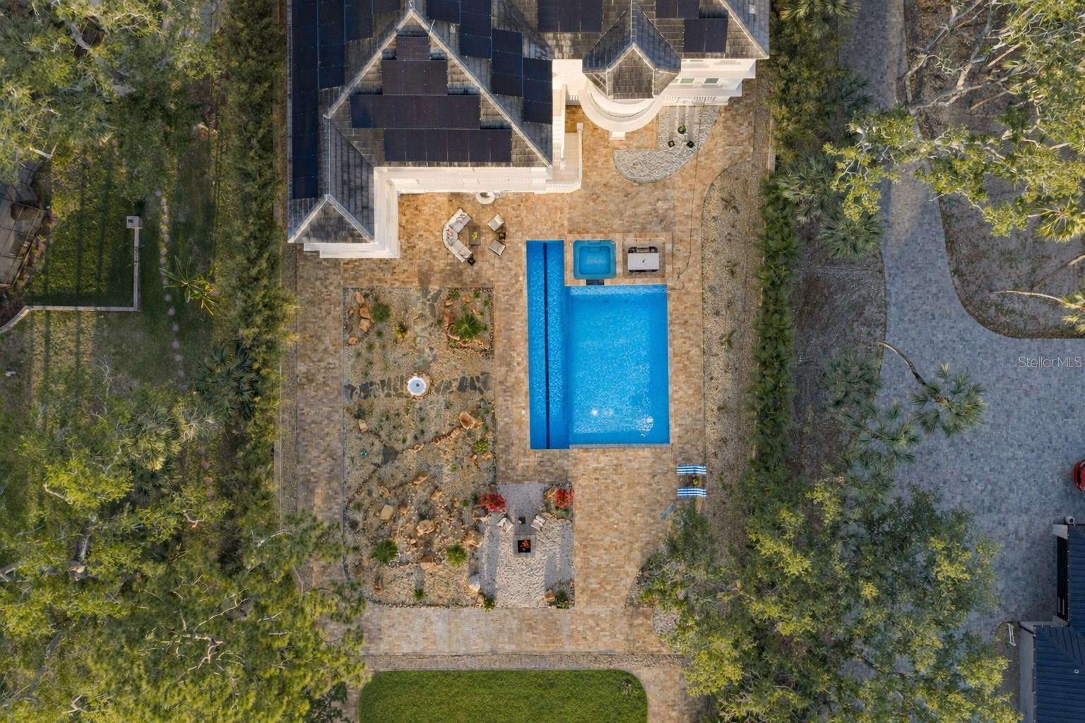 2000 Park St ST PETERSBURG, FL 33710