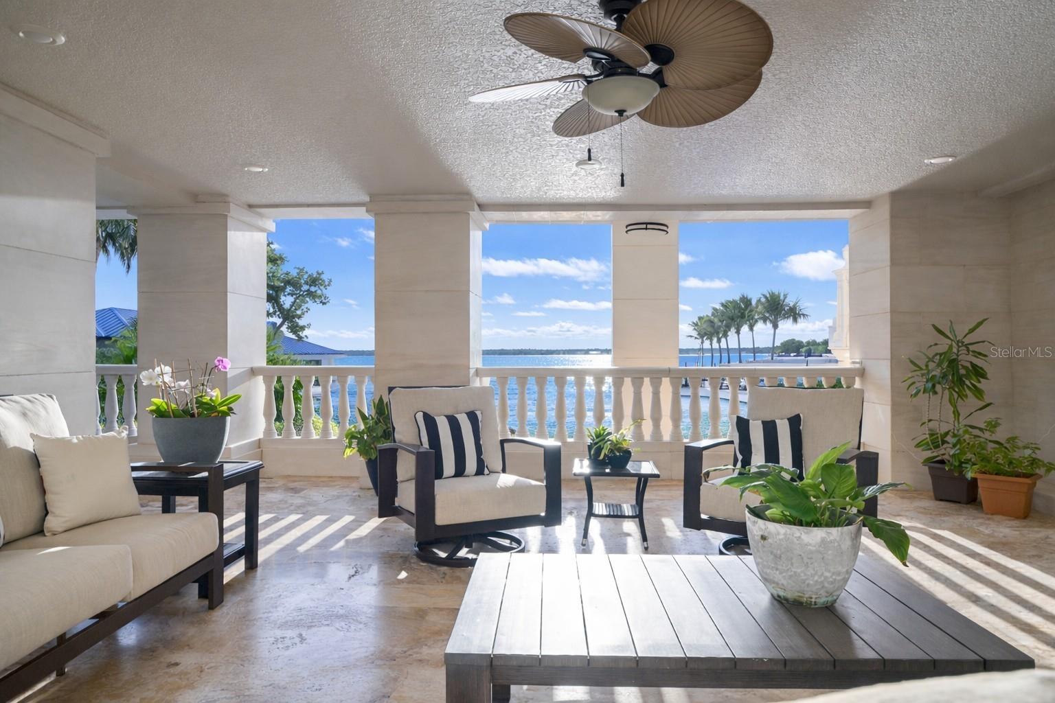 2000 Park St ST PETERSBURG, FL 33710