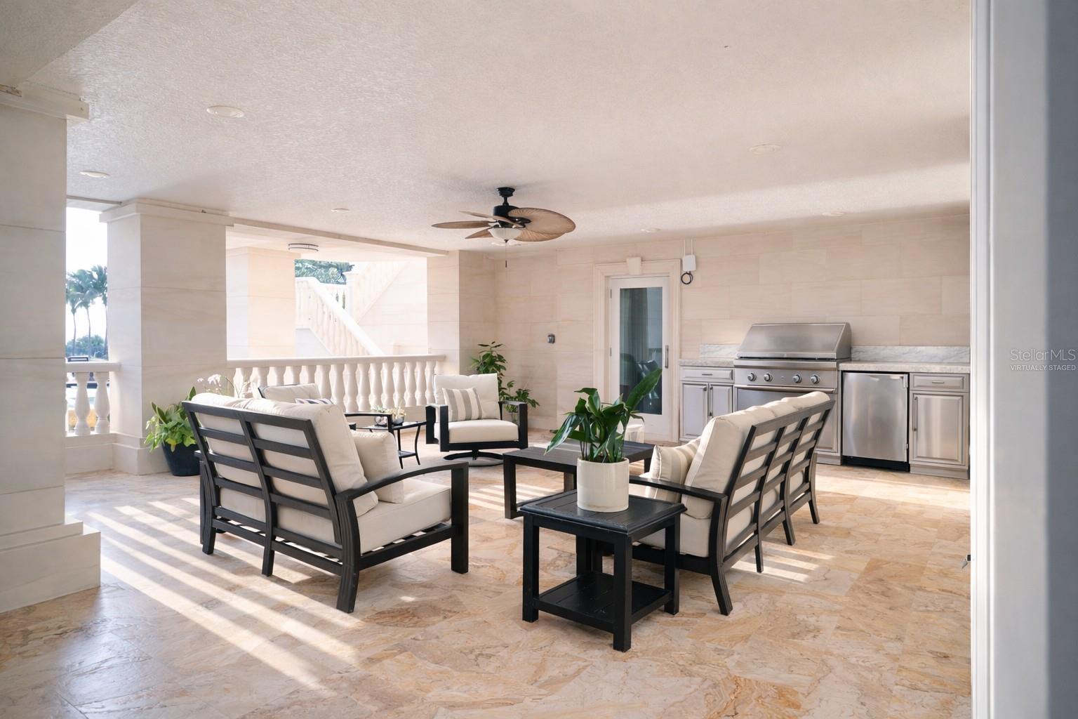 2000 Park St ST PETERSBURG, FL 33710