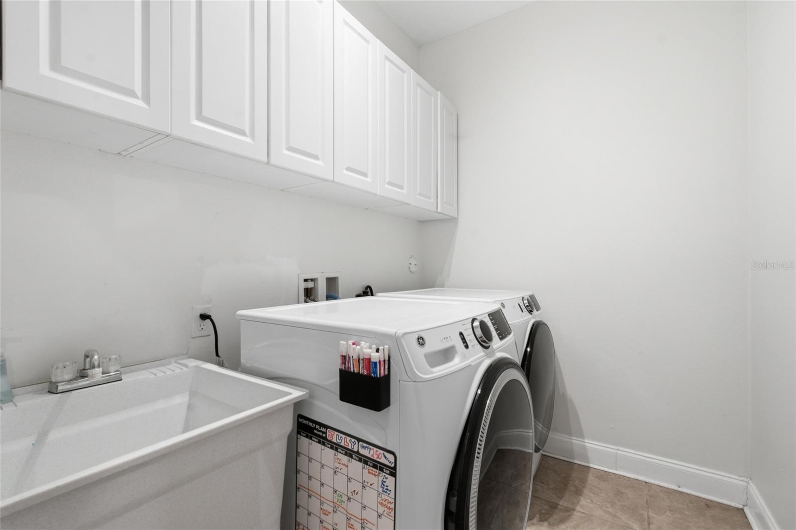 4521 JUANITA Way ST PETERSBURG, FL 33705