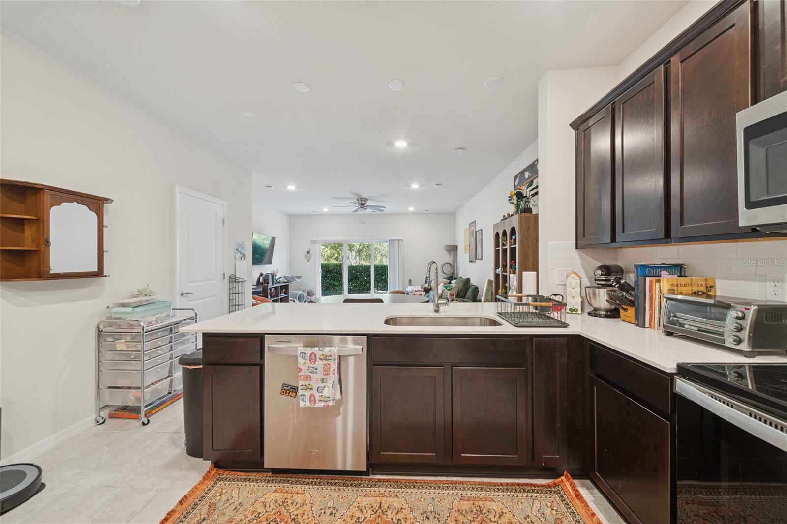 4705 SPARKLING SHELL Ave KISSIMMEE, FL 34746