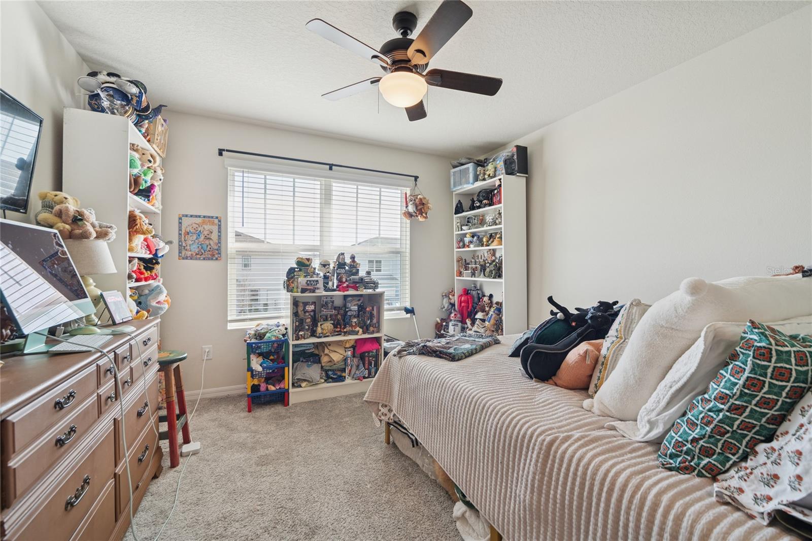 4705 SPARKLING SHELL Ave KISSIMMEE, FL 34746