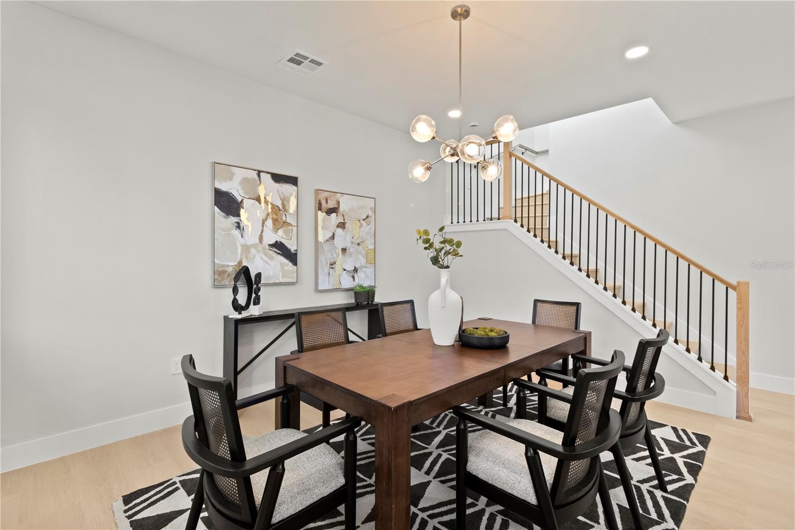 407 CALHOUN Pl ORLANDO, FL 32801