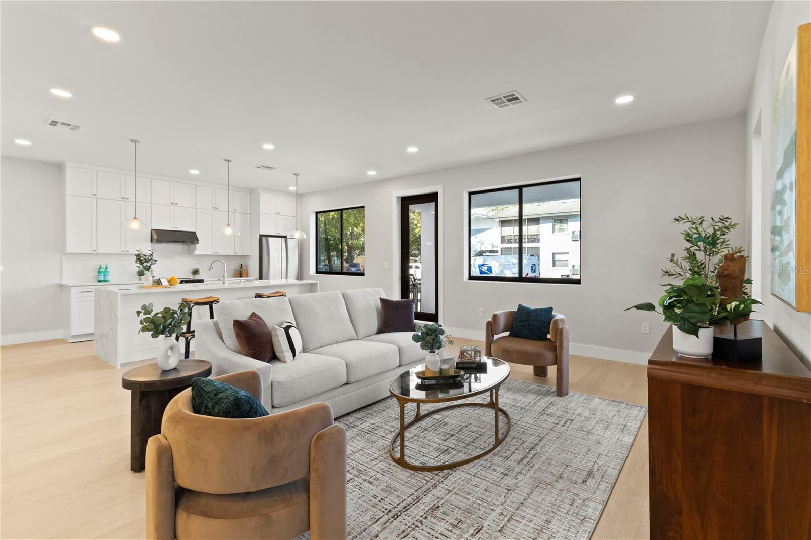 407 CALHOUN Pl ORLANDO, FL 32801