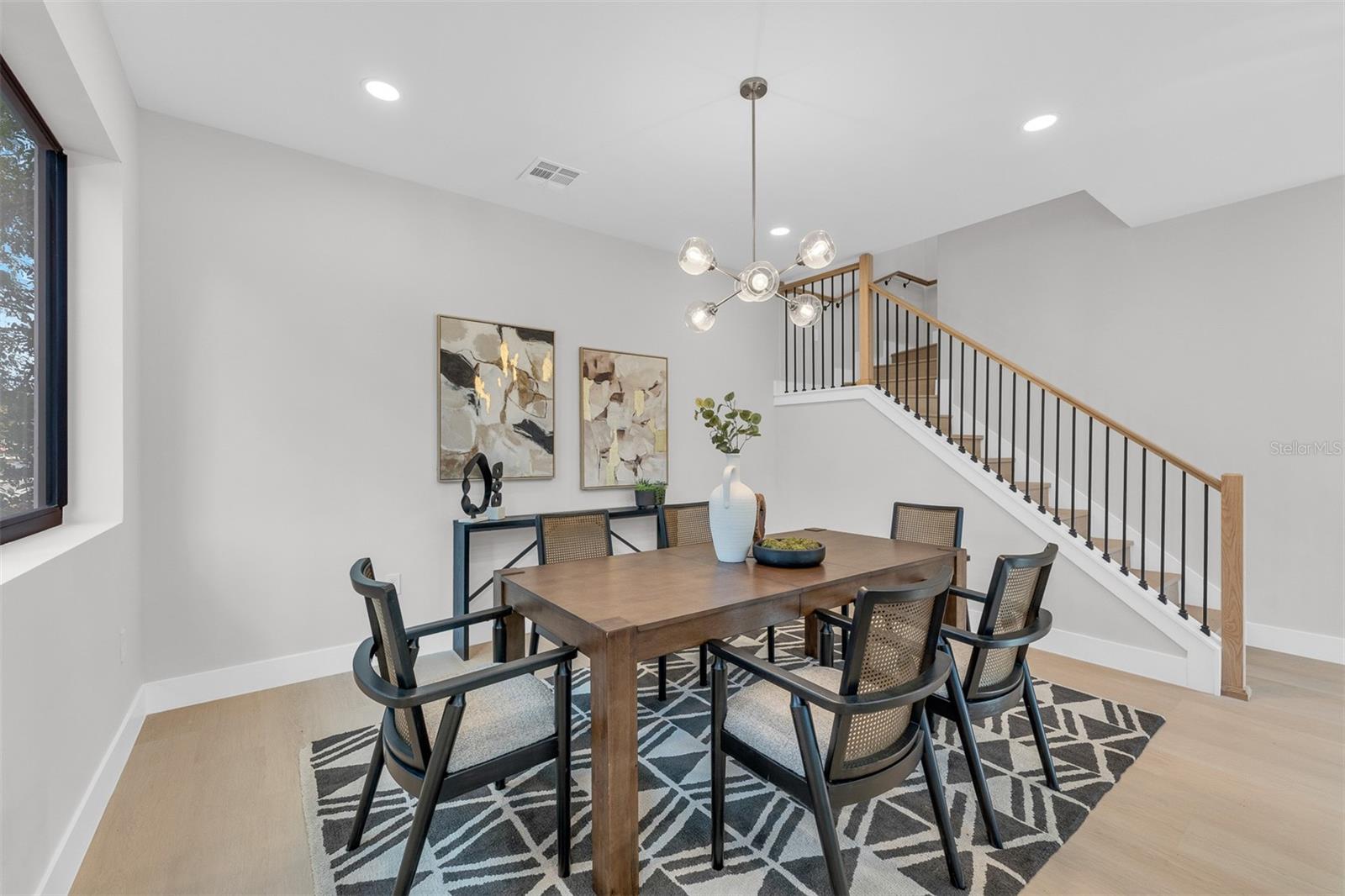 407 CALHOUN Pl ORLANDO, FL 32801