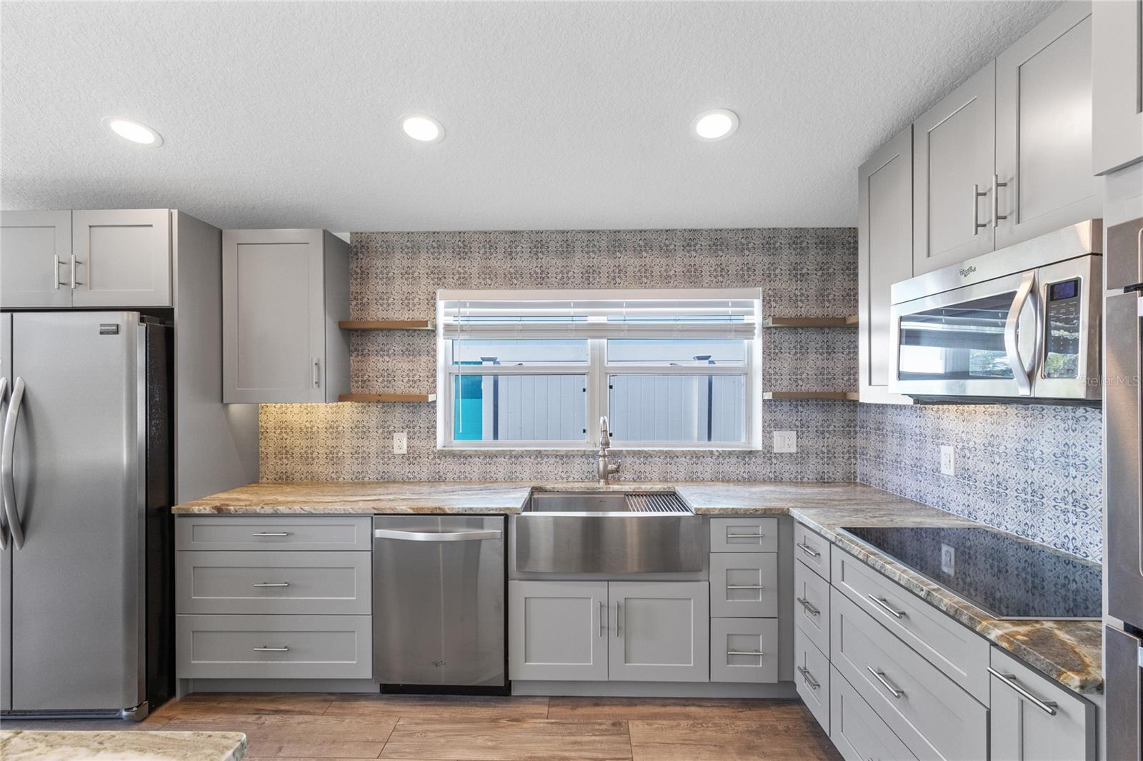 2501 REEF Ct ORLANDO, FL 32805