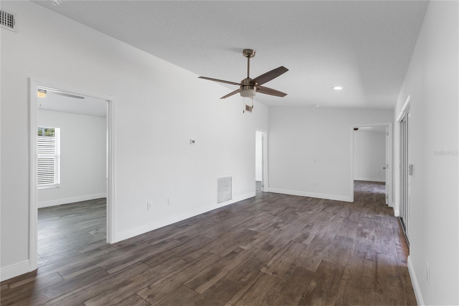 2501 REEF Ct ORLANDO, FL 32805