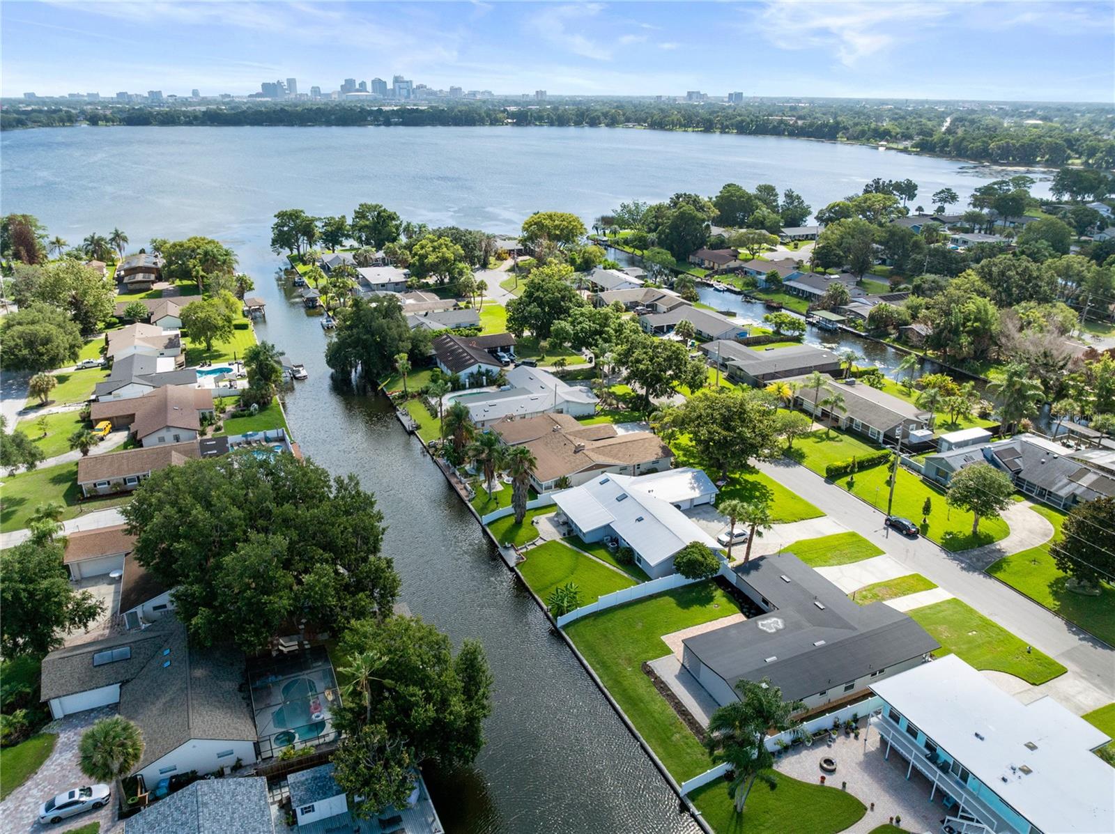 2501 REEF Ct ORLANDO, FL 32805