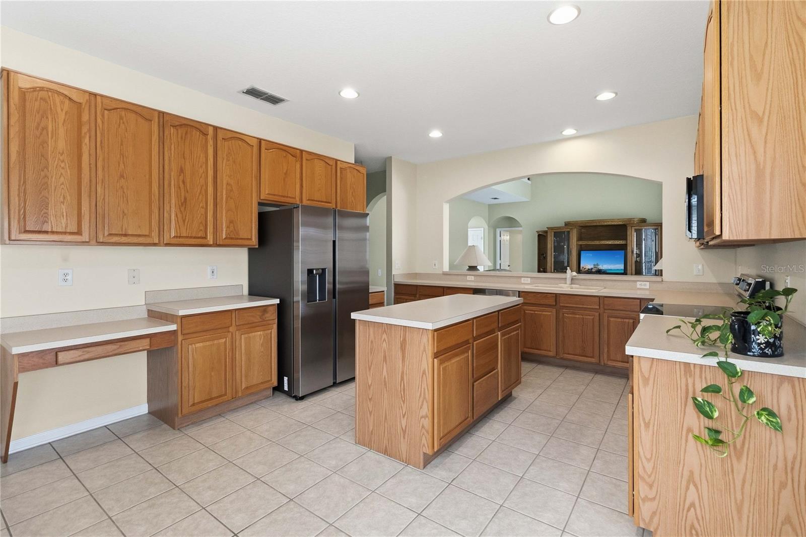 3196 HANGING MOSS Cir KISSIMMEE, FL 34741