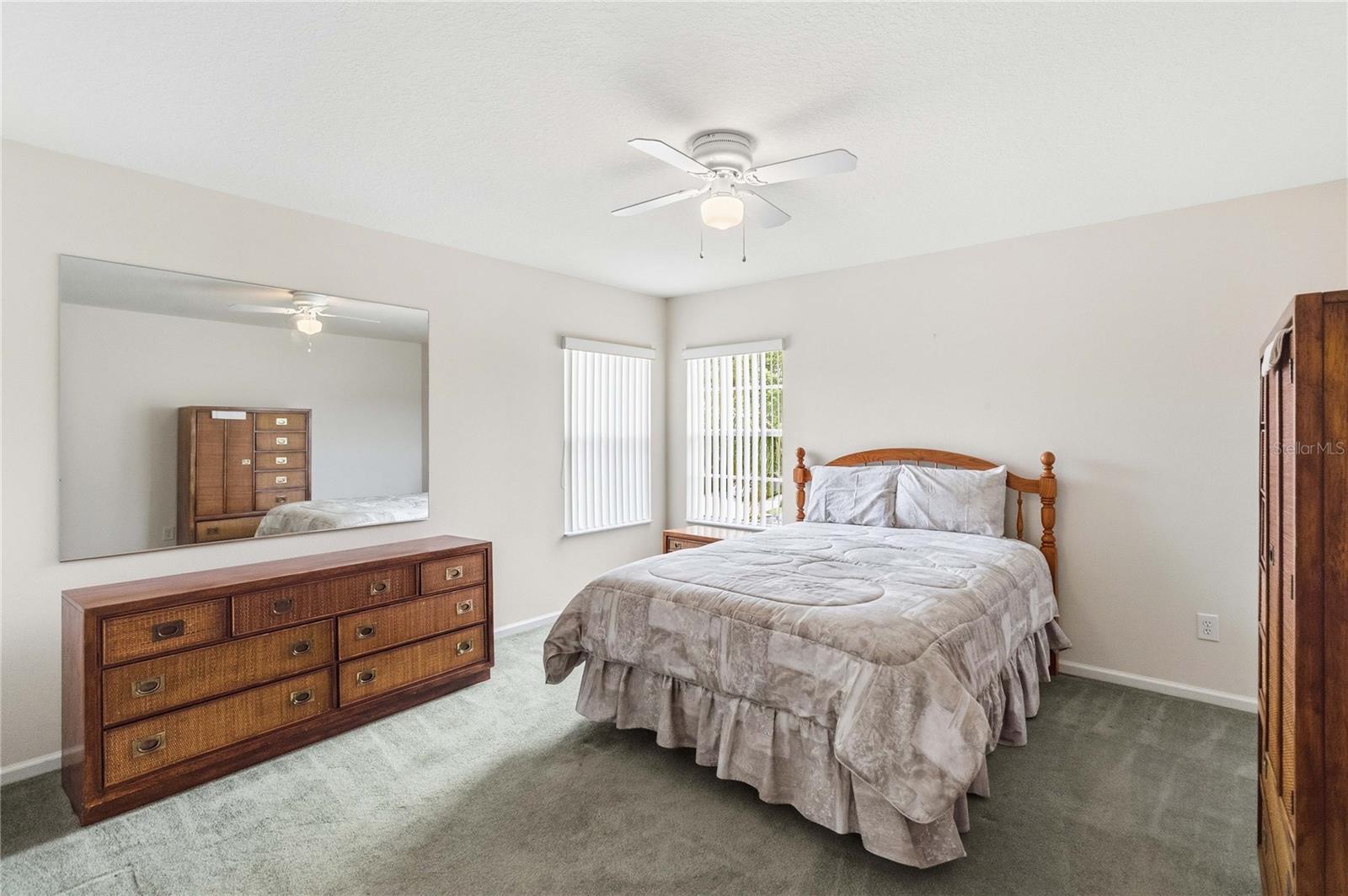 3196 HANGING MOSS Cir KISSIMMEE, FL 34741