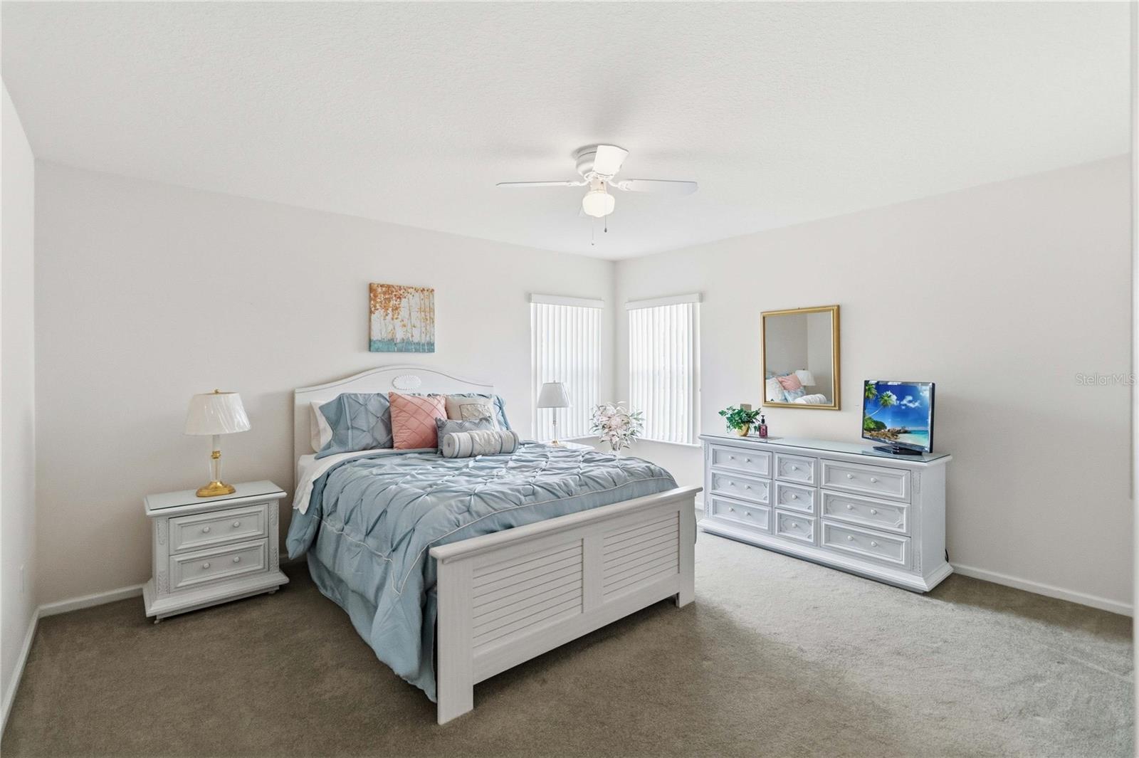 3196 HANGING MOSS Cir KISSIMMEE, FL 34741