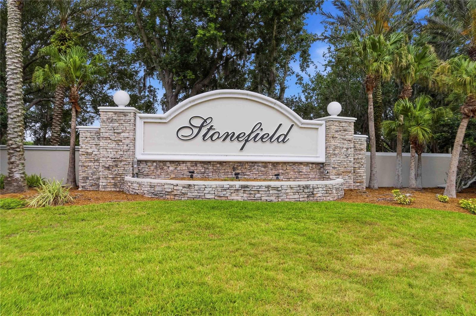 3196 HANGING MOSS Cir KISSIMMEE, FL 34741