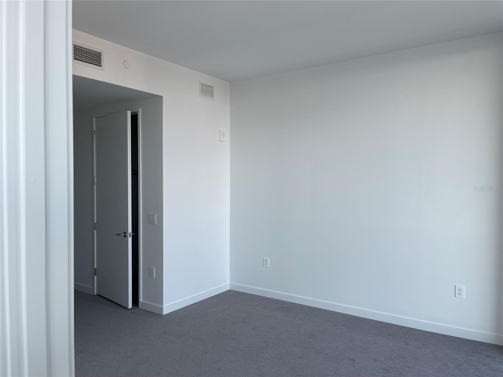 400 CENTRAL Ave #1804 ST PETERSBURG, FL 33701