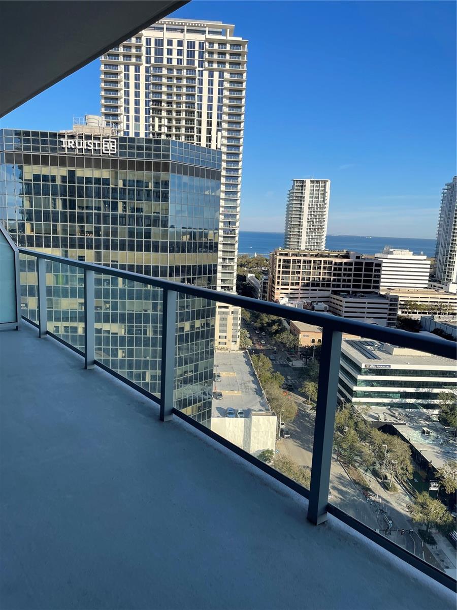 400 CENTRAL Ave #1804 ST PETERSBURG, FL 33701