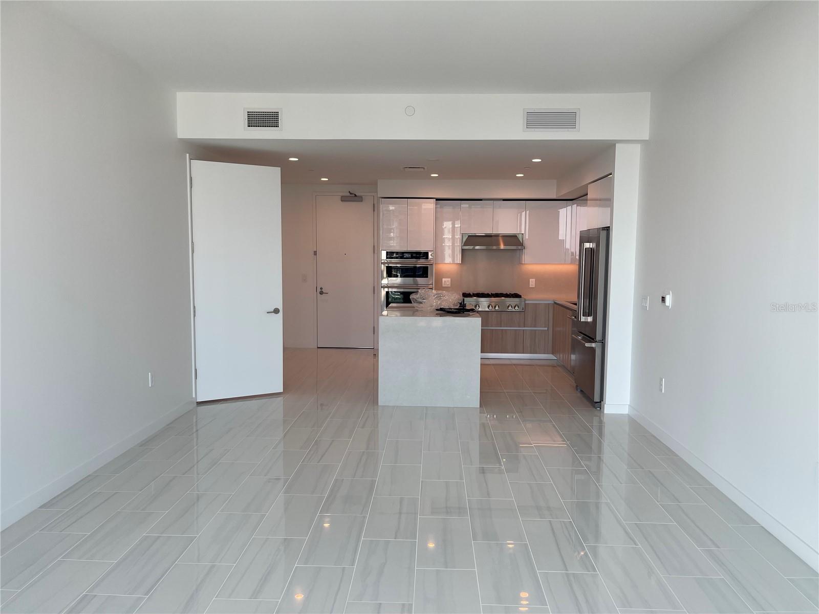 400 CENTRAL Ave #1804 ST PETERSBURG, FL 33701