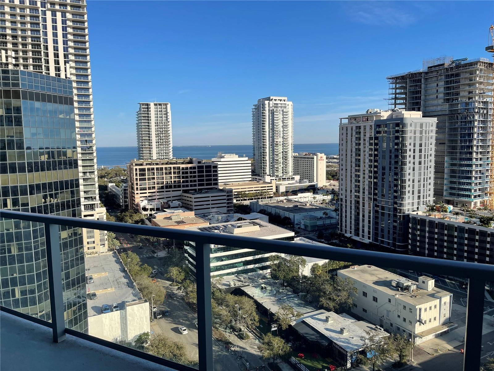 400 CENTRAL Ave #1804 ST PETERSBURG, FL 33701