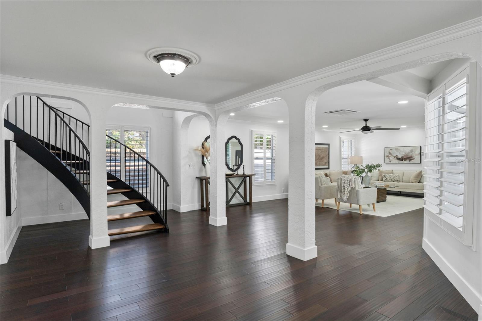 222 11TH Ave ST PETERSBURG, FL 33701