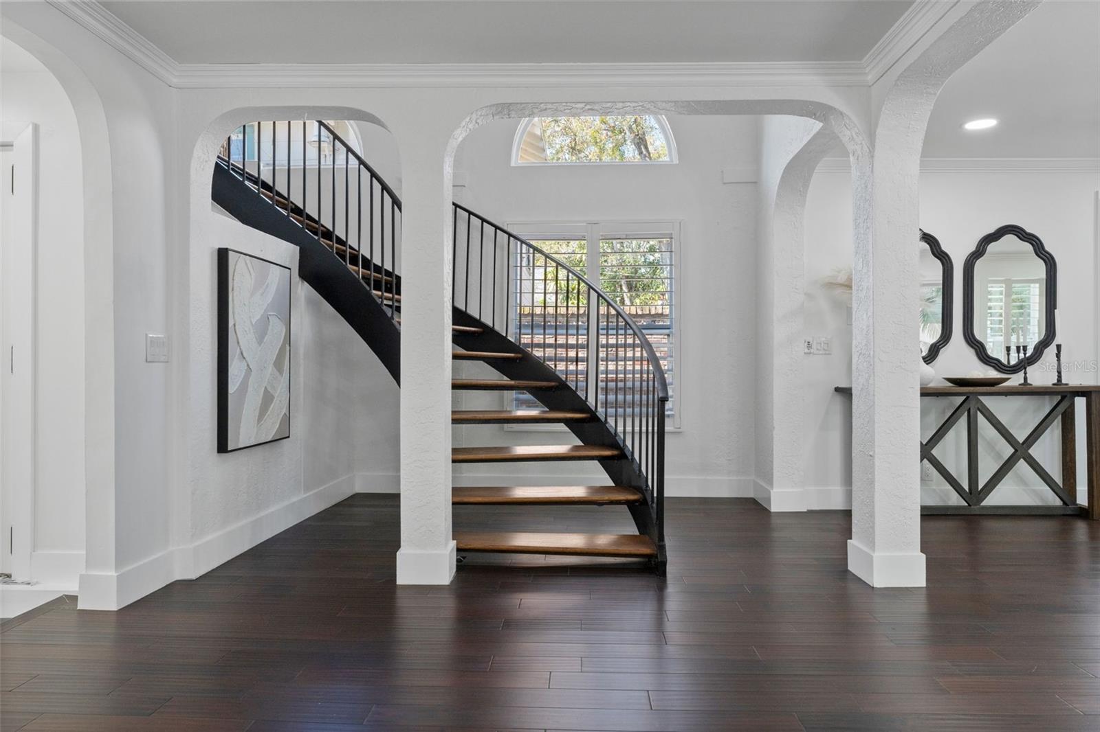 222 11TH Ave ST PETERSBURG, FL 33701