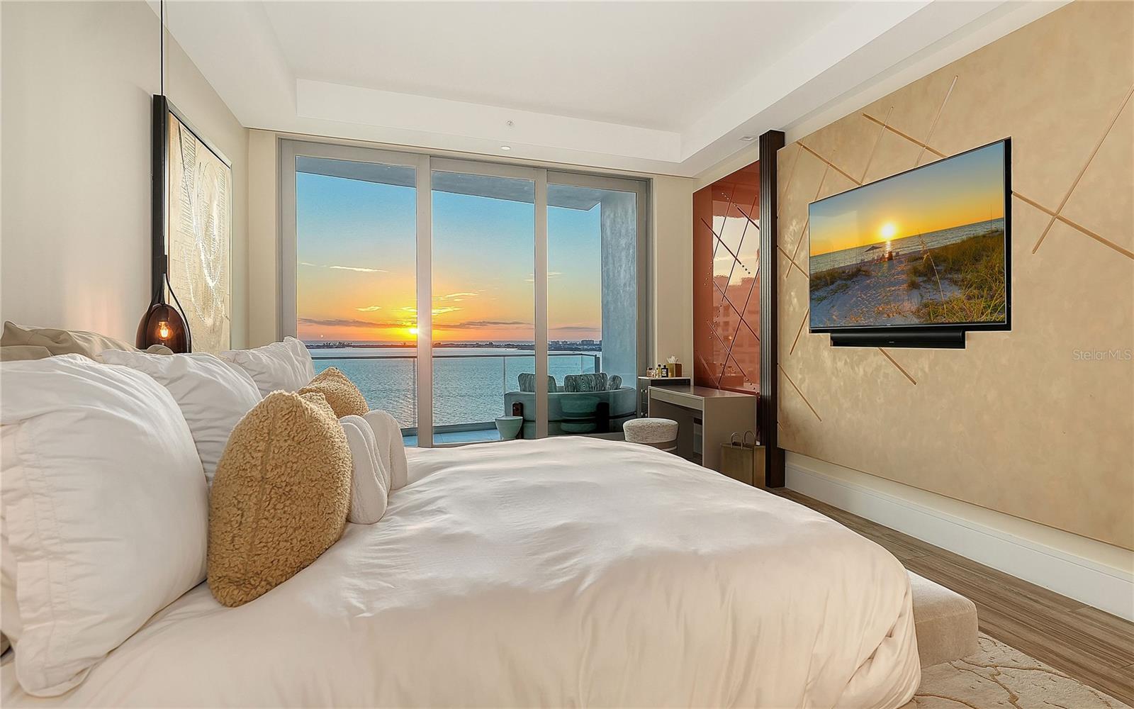 401 QUAY #1501 SARASOTA, FL 34236