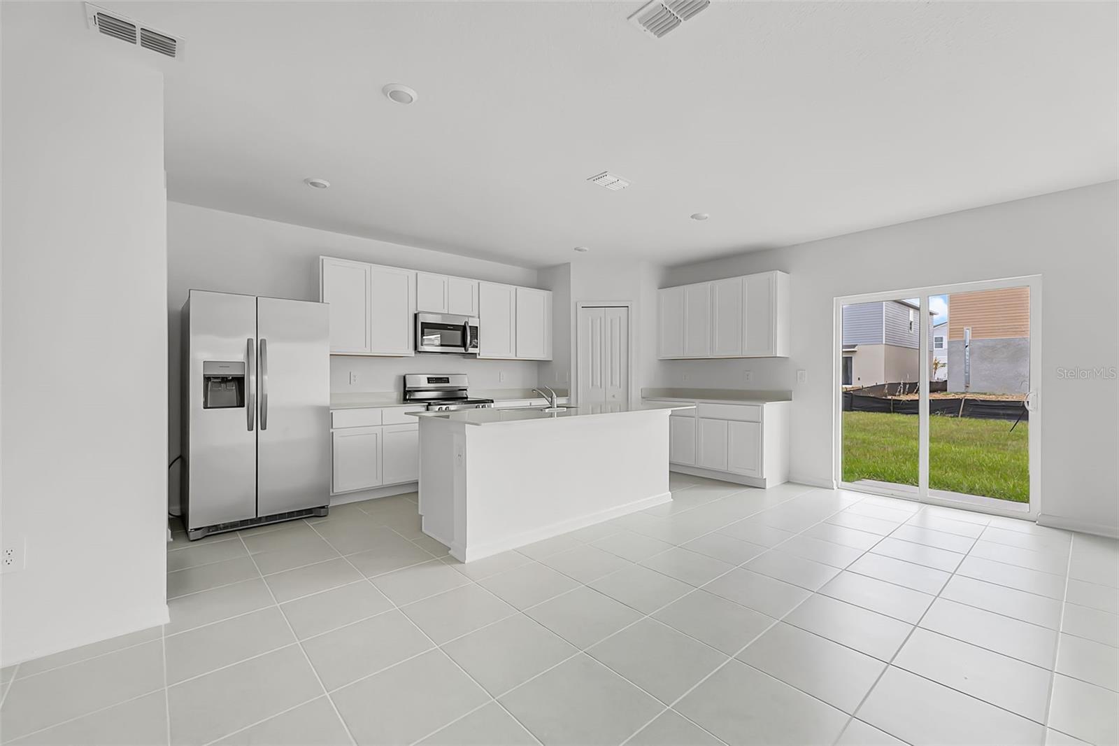 3459 HOWELL Dr LAKE WALES, FL 33859