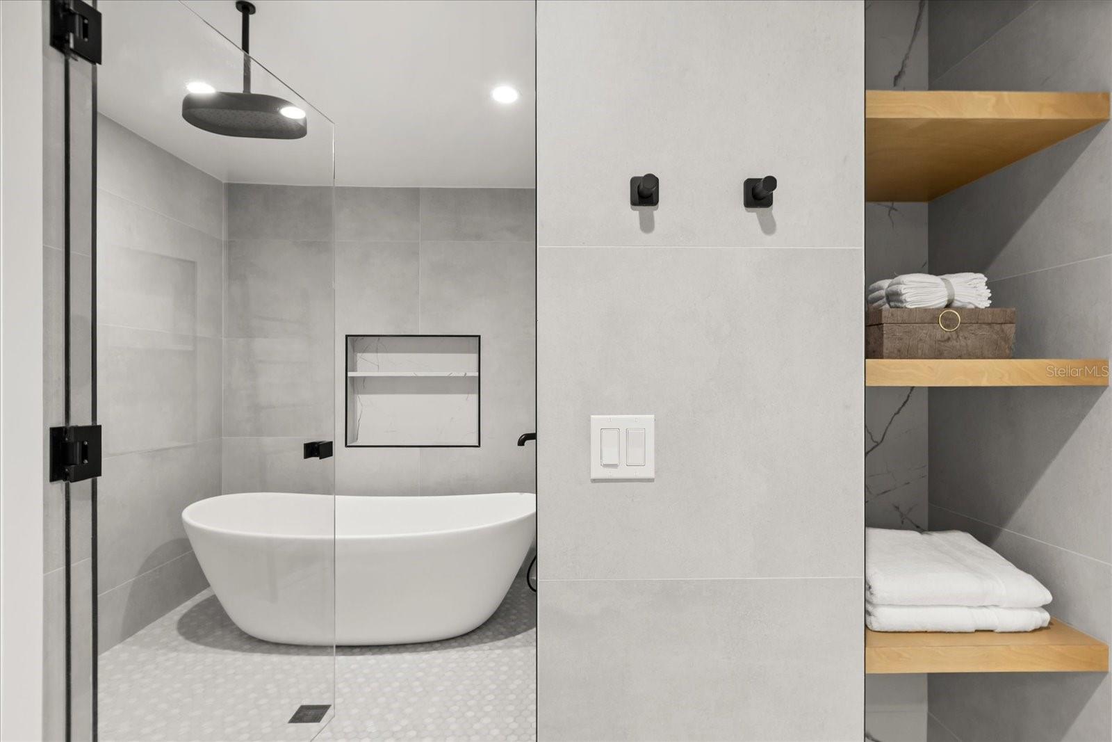 730 Lk DAVIS Dr ORLANDO, FL 32806