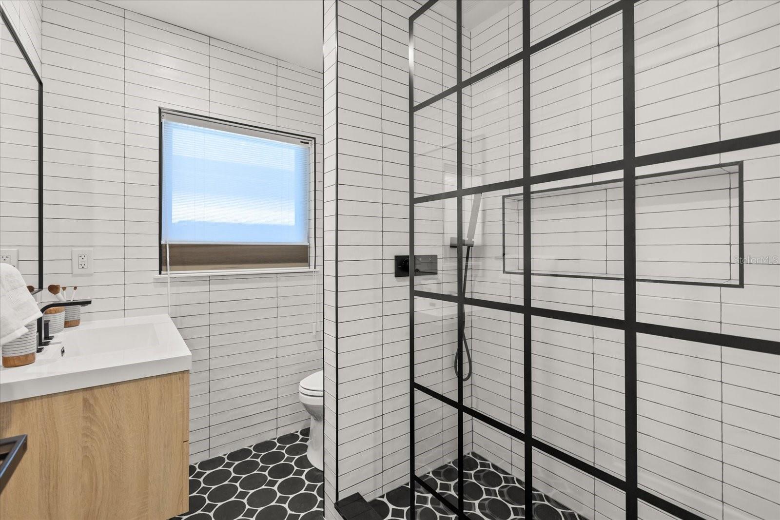 730 Lk DAVIS Dr ORLANDO, FL 32806