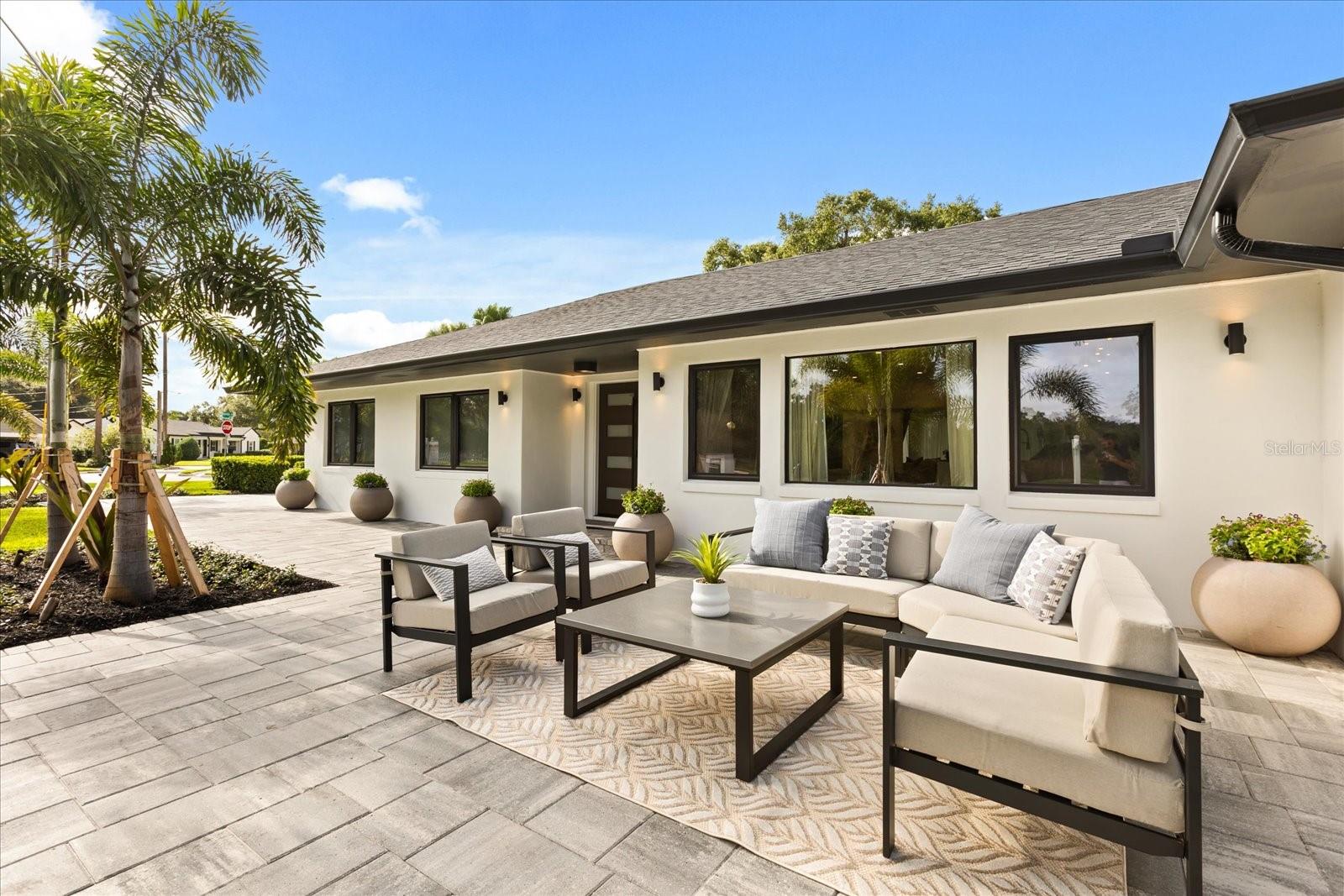 730 Lk DAVIS Dr ORLANDO, FL 32806