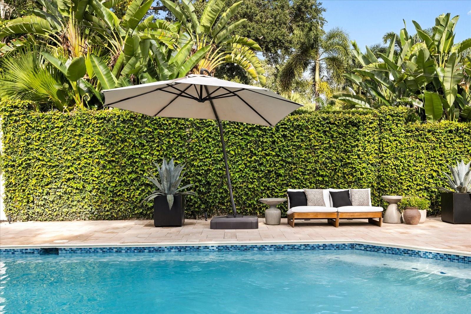 730 Lk DAVIS Dr ORLANDO, FL 32806