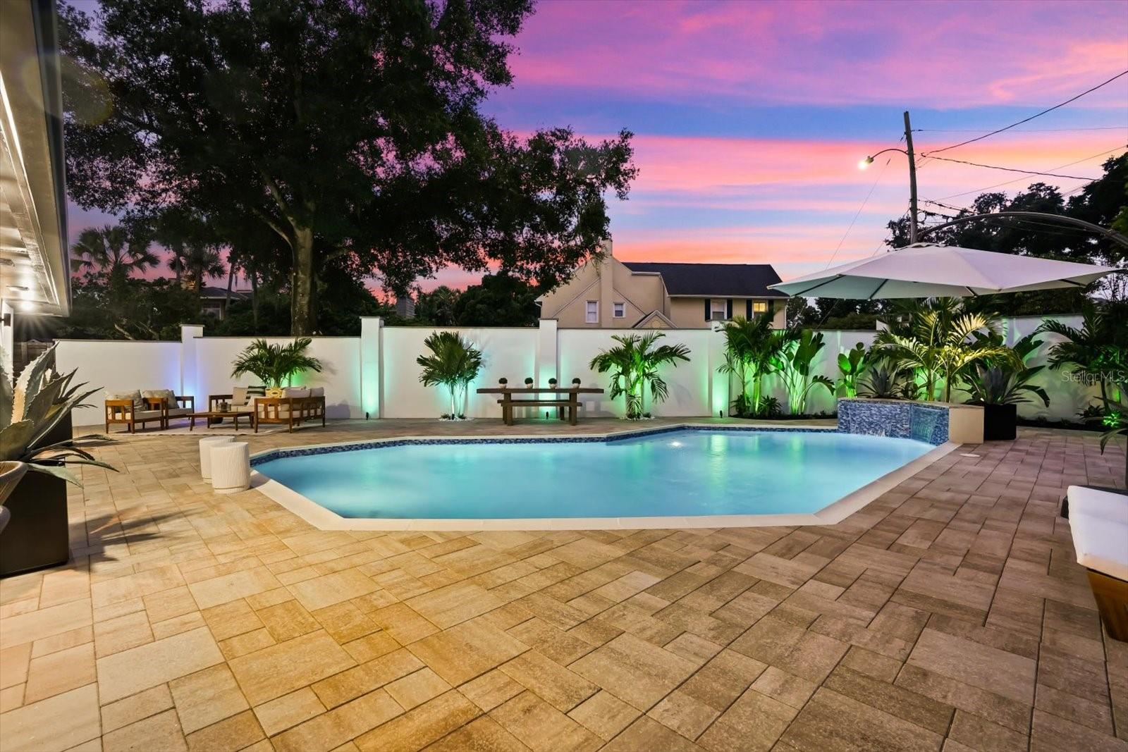 730 Lk DAVIS Dr ORLANDO, FL 32806